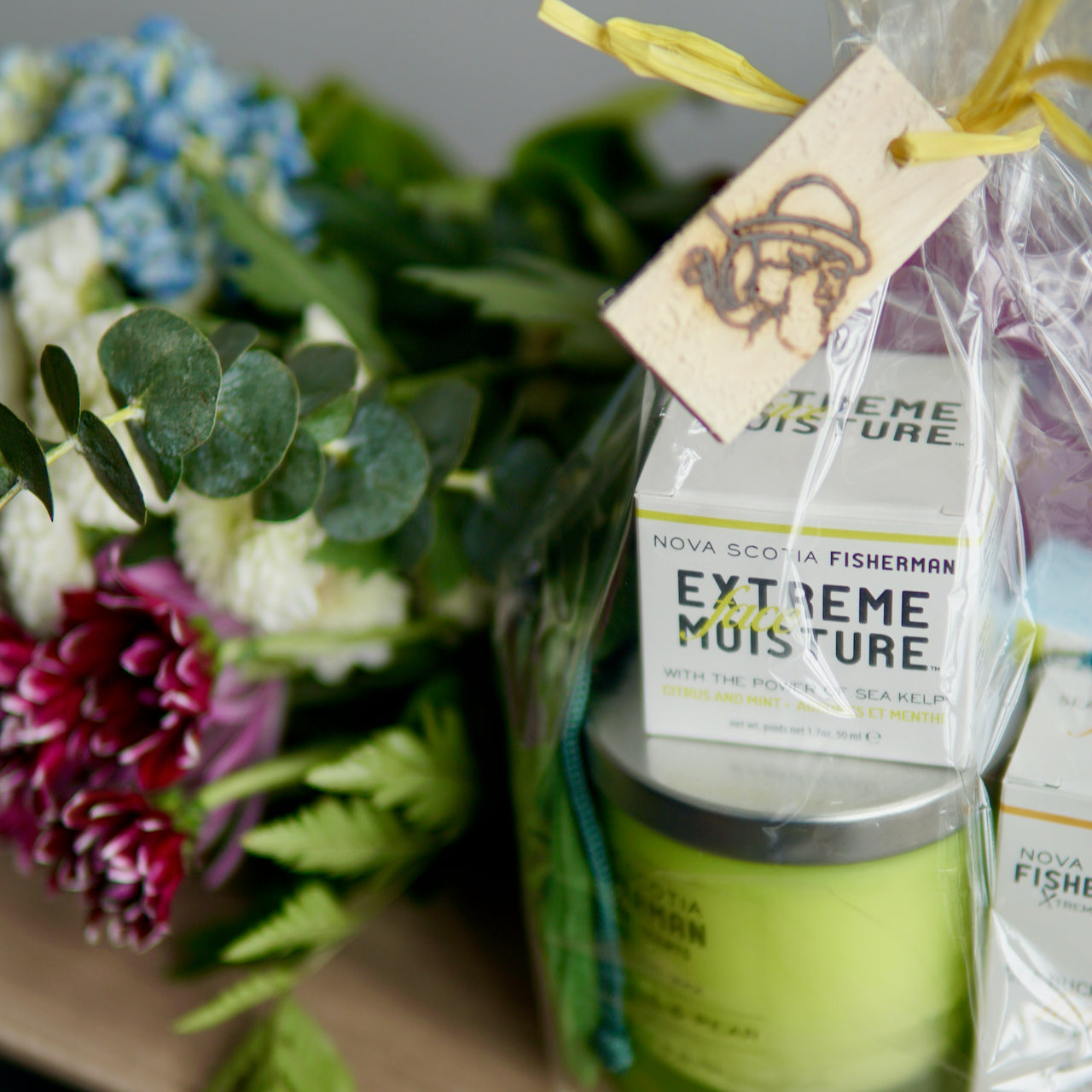 365 Essentials Gift Set