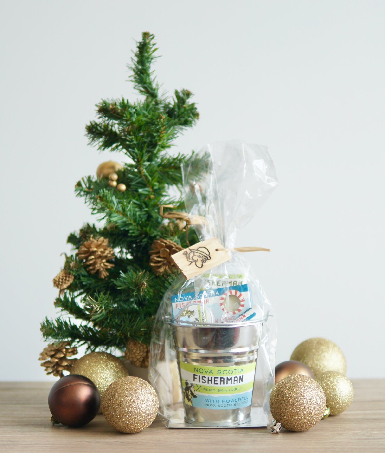 Candy Cane Bucket Set